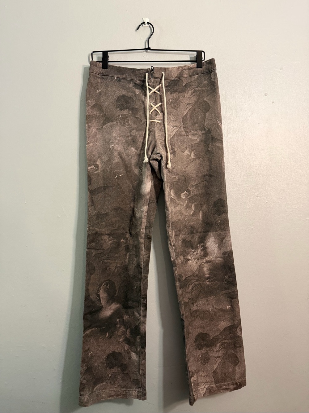 Paloma Wool Angelo Low Rise Lace Up Front Angel Printed Pants In Grey